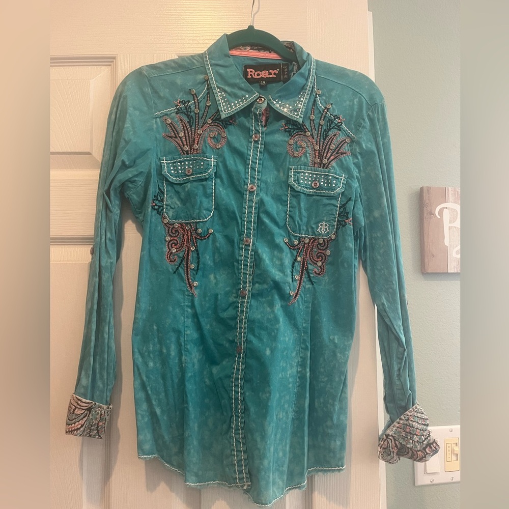 ROAR women’s medium western shirt